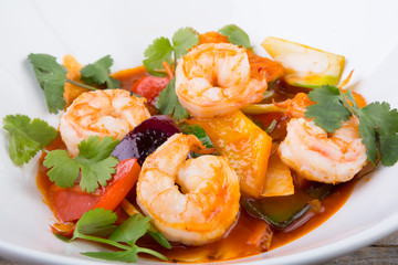 Asian shrimp salad