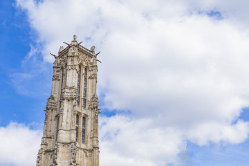 Fototapeta na wymiar Saint Jacques Tower in Paris