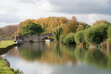 Fototapeta na wymiar River Thames at Lechlade