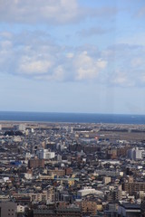 SS30展望台から仙台市越しに見る海・水平線(宮城県)