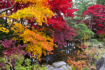 南昌荘の紅葉（岩手県盛岡市）