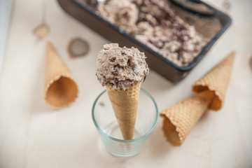 Haselnuss Schokoladen Eiscreme
