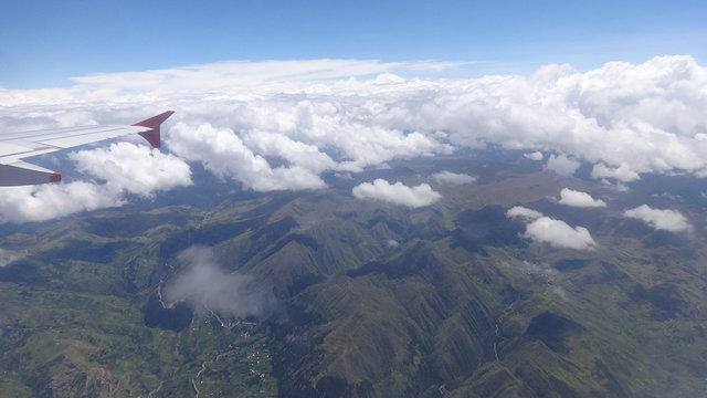 cielo y la tierra vista de un avion