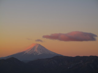 朝焼けの富士