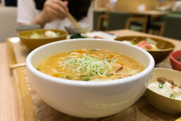 サンラーうどん