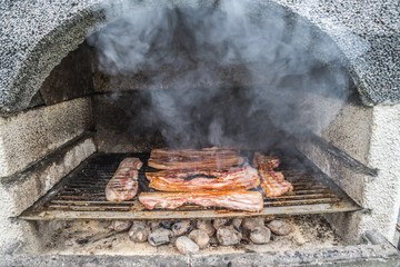 leckeres Bauchfleisch am Grill