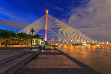 Fototapeta na wymiar big bridge in the park / RAMA VIII bridge in night time