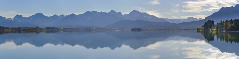 Panorama Landschaft am Forggensee in Bayern