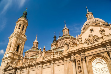 Fototapeta na wymiar The Domes of Zaragoza Cathedral