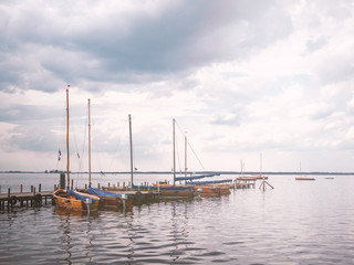 Fototapeta na wymiar Segelboote am Steinhuder Meer
