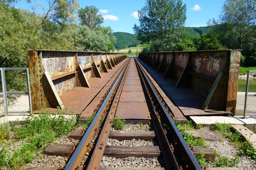 Rail bridge