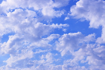 初夏　夏　雲イメージ