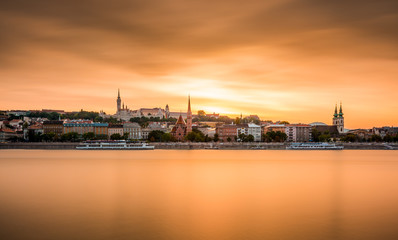 Fototapeta na wymiar Stunning panoramic photo of Budapest Hungary