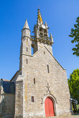 Fototapeta na wymiar Eglise de Roc Saint Abdré, Morbihan, Bretagne
