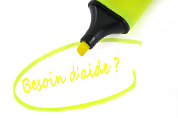 Besoin d'aide écrit au feutre fluo