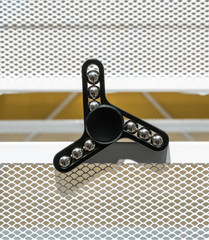 Black fidget aluminum spinner