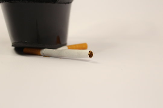 fumeuse qui arr&ecirc;te de fumer