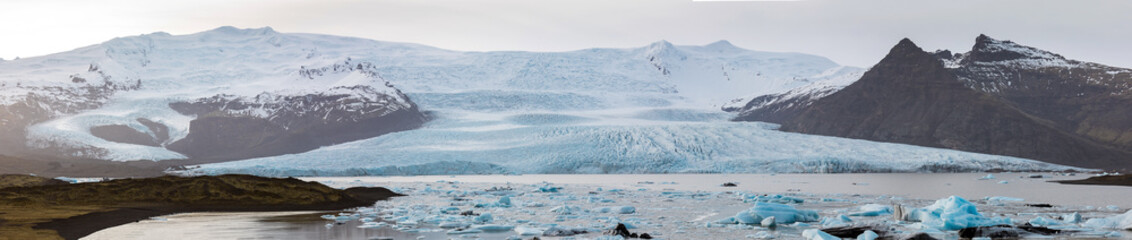 Fototapeta premium Fjallsarlon Glacial Lagoon Iceland Panorama