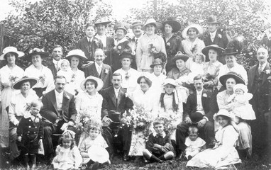 Fototapeta na wymiar Wedding Party circa 1912. Date: circa 1912