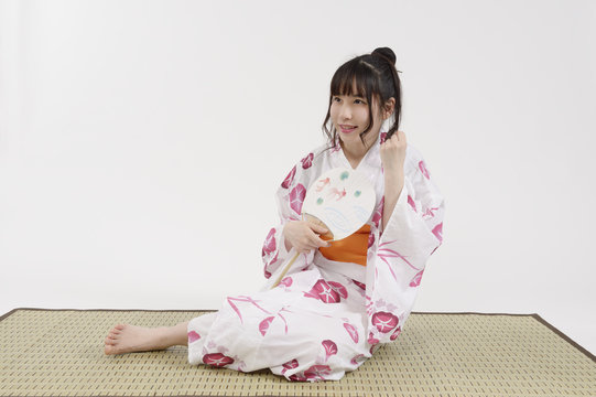 Best おしとやかな Images Stock Photos Vectors Adobe Stock