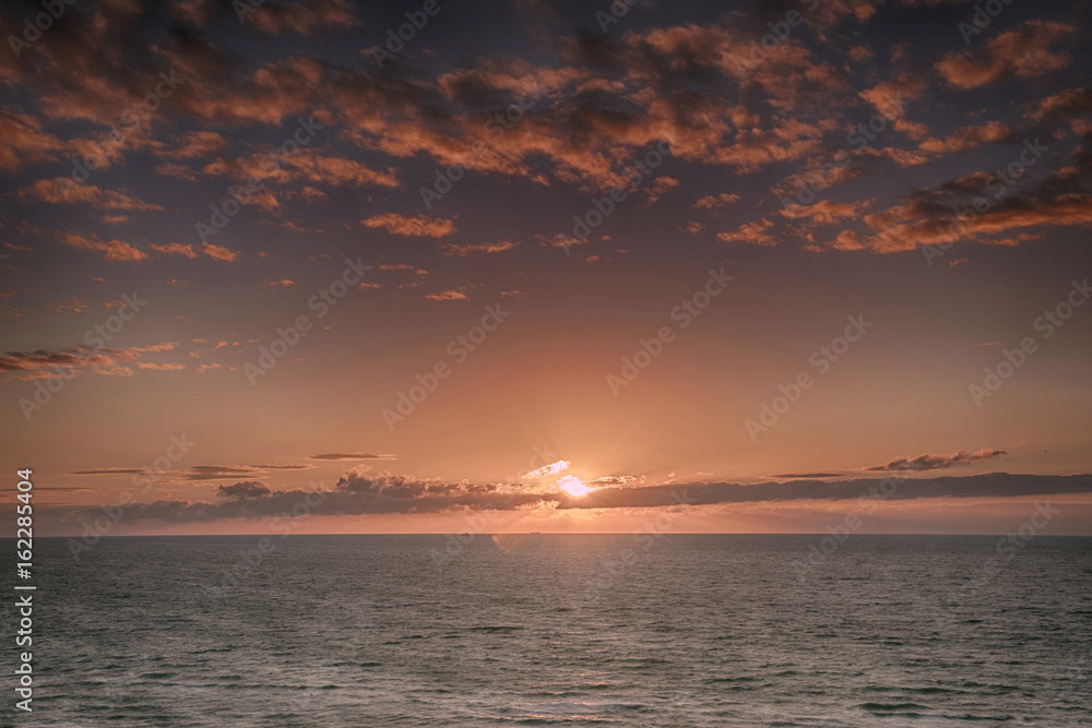 1000_F_162285404_5WwCyqK1qtkvhZaA85IfQmwjcCgAl5Ag.jpg