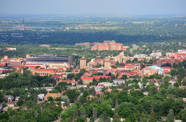 Fototapeta na wymiar University of Colorado Boulder Campus on a Sunny Day