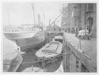 Cotton's Wharf  London. Date: 1900