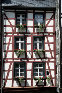 Vakwerkhuizen in Monschau in de duitse Eifel
