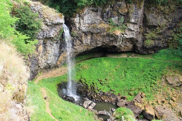 Fototapeta premium cascade de Salins, Cantal