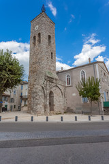 Fototapeta na wymiar clocher et église de Saint-Jean-du-Gard, France 