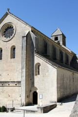 Obraz premium abbaye notre dame de Sénanque à Gordes dans le Vaucluse