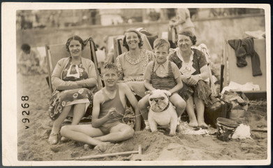 On Margate Beach 1920s. Date: 1920s