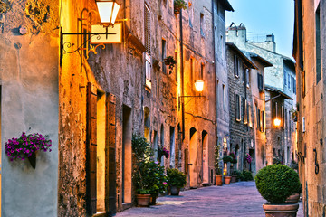 Fototapeta na wymiar Architecture of historic center of Pienza in Tuscany, Italy.