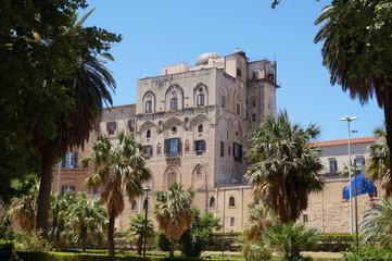 Obraz premium View over Palace of the Normans in Palermo