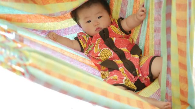 Baby riding a hammock / Japanese baby 7 months old