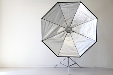 Flash on a white background in the Photo Studio equipment