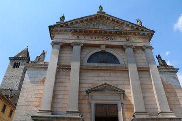 Fototapeta na wymiar Saint Victor Church in Cannobio on Lake Maggiore, Piedmont Italy