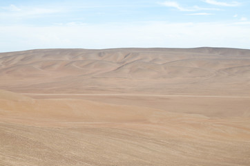 Fototapeta na wymiar View to the desert - extreme nature landscape