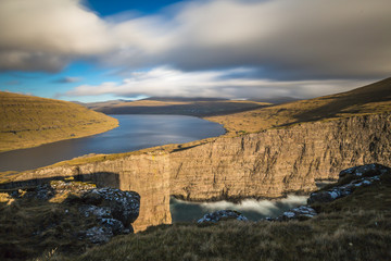 Färoer Sørvágsvatn See