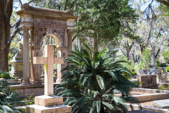 Historic Bonaventure Cemetery