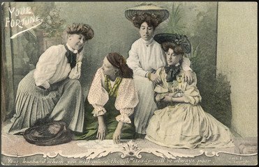 Fototapeta na wymiar Three ladies consult fortune teller 1906.. Date: 1906