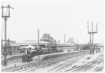 Clapham Junction Railway Station. Date: 1900