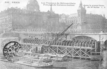 Building Paris Metro. Date: 1908