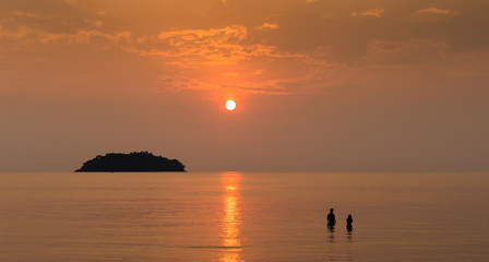 Fototapeta na wymiar Sea Sunset on tropical