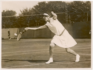 Obraz premium Sport - Tennis - Beckingham. Date: 1927