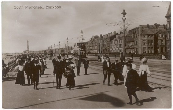 South Prom  Blackpool. Date: Circa 1905