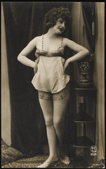 Cami-Knickers - Mules. Date: 1920s