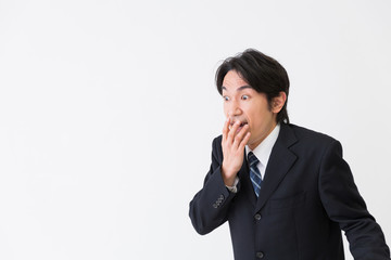 ミドル男性　ビジネス　驚く