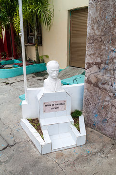 Jose Marti sculpture in Bayamo, Cuba