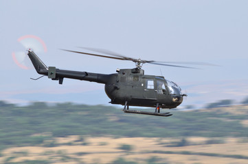 Fototapeta na wymiar Helicóptero BO 105